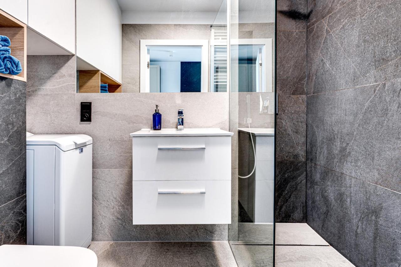 Apartament Piekny Widok, 15Min Od Rynku, Netflix, Garaz Free ヴロツワフ エクステリア 写真
